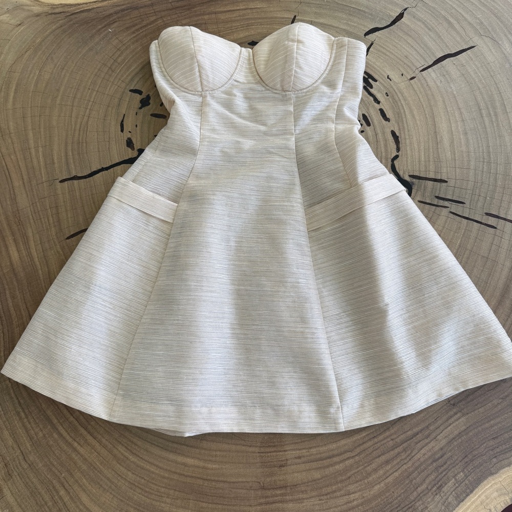 Elegant Strapless Cream Dress